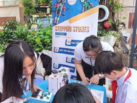 STEPPING STONES EDUCATION ĐỒNG HÀNH CÙNG TRƯỜNG THCS ĐỘC LẬP ĐÓN CHÀO HỌC SINH KHỐI 6 NĂM HỌC 2026- 2027