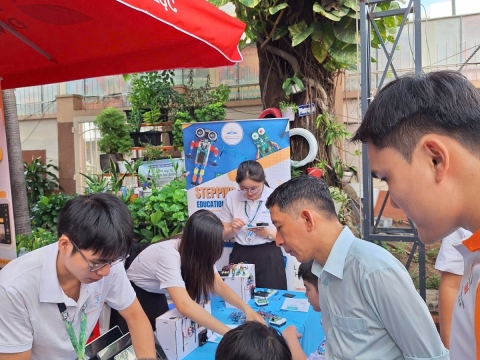 STEPPING STONES EDUCATION ĐỒNG HÀNH CÙNG TRƯỜNG THCS ĐỘC LẬP ĐÓN CHÀO HỌC SINH KHỐI 6 NĂM HỌC 2026- 2027