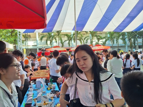 STEPPING STONES EDUCATION ĐỒNG HÀNH CÙNG TRƯỜNG THCS ĐỘC LẬP ĐÓN CHÀO HỌC SINH KHỐI 6 NĂM HỌC 2026- 2027