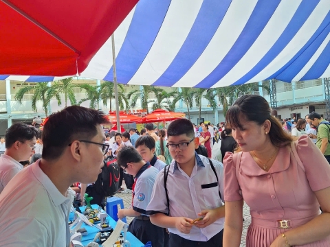 STEPPING STONES EDUCATION ĐỒNG HÀNH CÙNG TRƯỜNG THCS ĐỘC LẬP ĐÓN CHÀO HỌC SINH KHỐI 6 NĂM HỌC 2026- 2027
