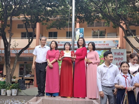 STEPPING STONES EDUCATION ĐỒNG HÀNH CÙNG THCS LINH TRUNG CHÀO ĐÓN HỌC SINH KHỐI 6 NĂM HỌC 2026 - 2027