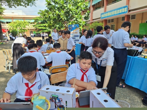 STEPPING STONES EDUCATION ĐỒNG HÀNH CÙNG THCS LINH TRUNG CHÀO ĐÓN HỌC SINH KHỐI 6 NĂM HỌC 2026 - 2027