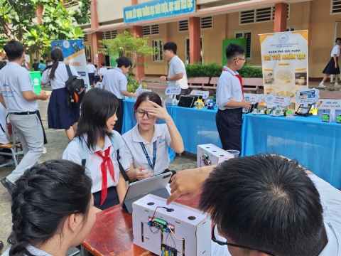STEPPING STONES EDUCATION ĐỒNG HÀNH CÙNG THCS LINH TRUNG CHÀO ĐÓN HỌC SINH KHỐI 6 NĂM HỌC 2026 - 2027
