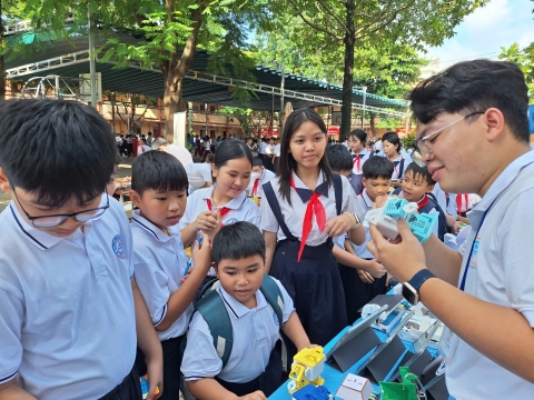 STEPPING STONES EDUCATION ĐỒNG HÀNH CÙNG THCS LINH TRUNG CHÀO ĐÓN HỌC SINH KHỐI 6 NĂM HỌC 2026 - 2027