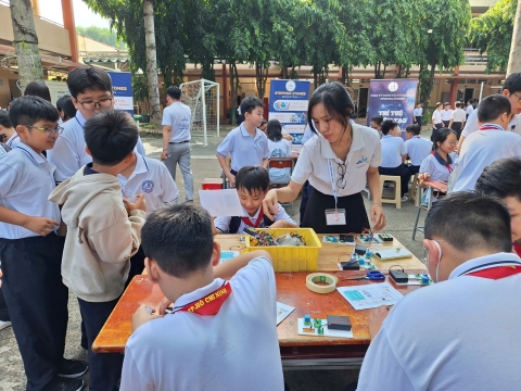 STEPPING STONES EDUCATION ĐỒNG HÀNH CÙNG THCS LINH TRUNG CHÀO ĐÓN HỌC SINH KHỐI 6 NĂM HỌC 2026 - 2027