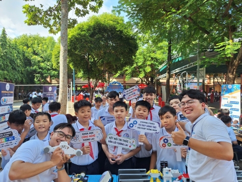 STEPPING STONES EDUCATION ĐỒNG HÀNH CÙNG THCS LINH TRUNG CHÀO ĐÓN HỌC SINH KHỐI 6 NĂM HỌC 2026 - 2027