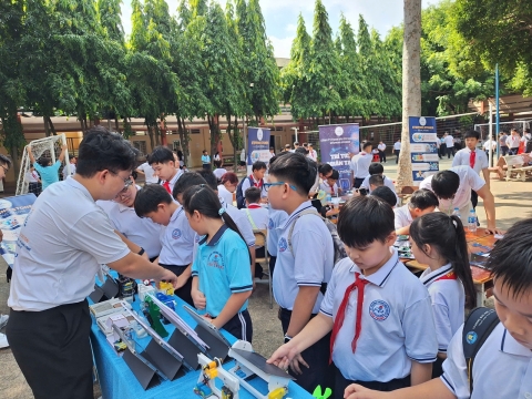 STEPPING STONES EDUCATION ĐỒNG HÀNH CÙNG THCS LINH TRUNG CHÀO ĐÓN HỌC SINH KHỐI 6 NĂM HỌC 2026 - 2027