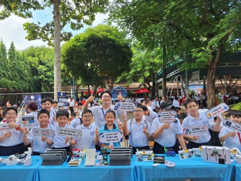 STEPPING STONES EDUCATION ĐỒNG HÀNH CÙNG THCS LINH TRUNG CHÀO ĐÓN HỌC SINH KHỐI 6 NĂM HỌC 2026 - 2027