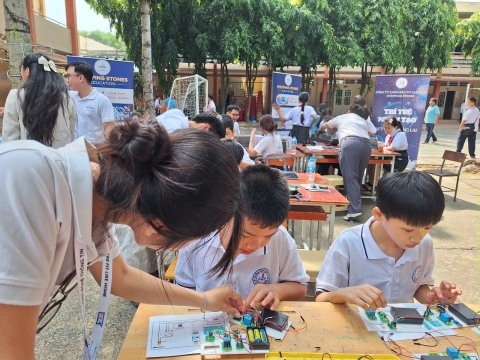 STEPPING STONES EDUCATION ĐỒNG HÀNH CÙNG THCS LINH TRUNG CHÀO ĐÓN HỌC SINH KHỐI 6 NĂM HỌC 2026 - 2027