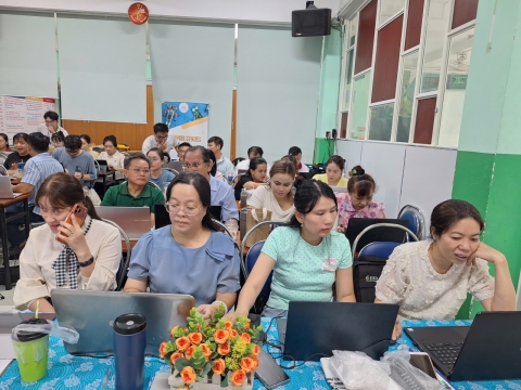 STEPPING STONES EDUCATION ĐỒNG HÀNH CÙNG TIỂU HỌC NGUYỄN ĐỨC CẢNH TẬP HUẤN TRÍ TUỆ NHÂN TẠO (AI) CHUẨN BỊ CHO NĂM HỌC 2026 - 2027