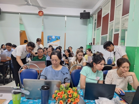 STEPPING STONES EDUCATION ĐỒNG HÀNH CÙNG TIỂU HỌC NGUYỄN ĐỨC CẢNH TẬP HUẤN TRÍ TUỆ NHÂN TẠO (AI) CHUẨN BỊ CHO NĂM HỌC 2026 - 2027