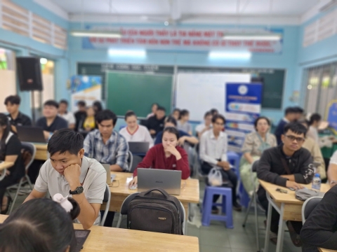STEPPING STONES EDUCATION TỔ CHỨC TẬP HUẤN PHẦN MỀM QUẢN LÝ GIÁO ÁN CHO ĐỘI NGŨ GIÁO VIÊN