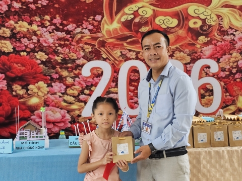 HỘI XUÂN TRƯỜNG TIẾU HỌC NGUYỄN TRỰC - NHÀ BÈ