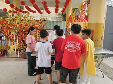 HỘI XUÂN TRƯỜNG TIẾU HỌC NGUYỄN TRỰC - NHÀ BÈ