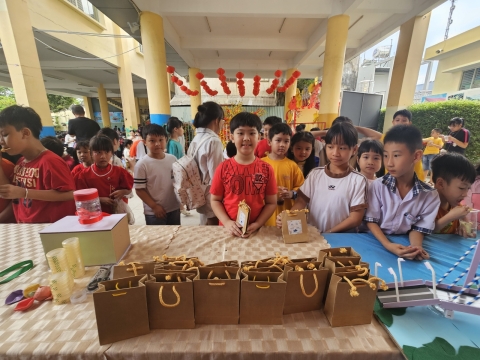 HỘI XUÂN TRƯỜNG TIẾU HỌC NGUYỄN TRỰC - NHÀ BÈ