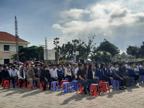 STEPPING STONES EDUCATION ĐỒNG HÀNH CÙNG THPT CHUYÊN BẢO LỘC CHÀO ĐÓN HỌC SINH VÀ PHHS KHỐI 10 NĂM HỌC 2026 - 2027