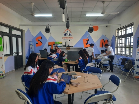 STEPPING STONES EDUCATION ĐỒNG HÀNH CÙNG THPT CHUYÊN BẢO LỘC CHÀO ĐÓN HỌC SINH VÀ PHHS KHỐI 10 NĂM HỌC 2026 - 2027