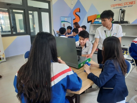 STEPPING STONES EDUCATION ĐỒNG HÀNH CÙNG THPT CHUYÊN BẢO LỘC CHÀO ĐÓN HỌC SINH VÀ PHHS KHỐI 10 NĂM HỌC 2026 - 2027