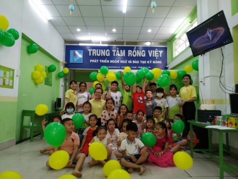 TỔ CHỨC SINH NHẬT TẠI SUPERBRAIN NHƠN TRẠCH