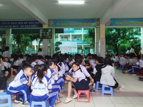 NGÀY HỘI TRẢI NGHIỆM STEM TẠI TRƯỜNG TIỂU HỌC BÌNH TRỊ ĐÔNG
