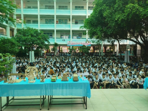 NGÀY HỘI TRẢI NGHIỆM STEM TẠI TRƯỜNG TIỂU HỌC BÌNH TRỊ ĐÔNG
