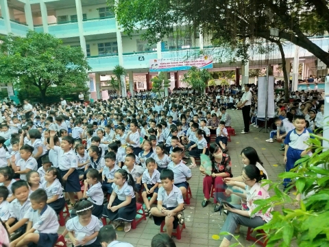 NGÀY HỘI TRẢI NGHIỆM STEM TẠI TRƯỜNG TIỂU HỌC BÌNH TRỊ ĐÔNG