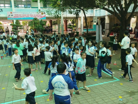 NGÀY HỘI TRẢI NGHIỆM STEM TẠI TRƯỜNG TIỂU HỌC BÌNH TRỊ ĐÔNG