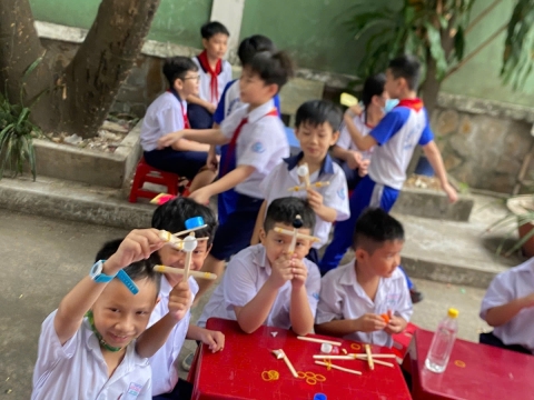 NGÀY HỘI TRẢI NGHIỆM STEM TẠI TRƯỜNG TIỂU HỌC BÌNH TRỊ ĐÔNG
