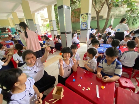 NGÀY HỘI TRẢI NGHIỆM STEM TẠI TRƯỜNG TIỂU HỌC BÌNH TRỊ ĐÔNG