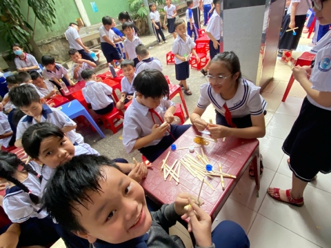 NGÀY HỘI TRẢI NGHIỆM STEM TẠI TRƯỜNG TIỂU HỌC BÌNH TRỊ ĐÔNG