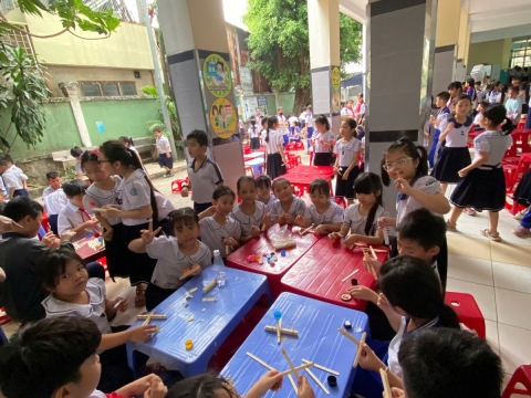 NGÀY HỘI TRẢI NGHIỆM STEM TẠI TRƯỜNG TIỂU HỌC BÌNH TRỊ ĐÔNG