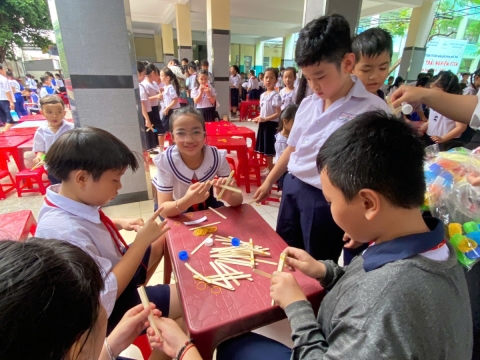 NGÀY HỘI TRẢI NGHIỆM STEM TẠI TRƯỜNG TIỂU HỌC BÌNH TRỊ ĐÔNG