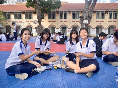 HOẠT ĐỘNG NGOẠI KHÓA THPT MARIE CURIE