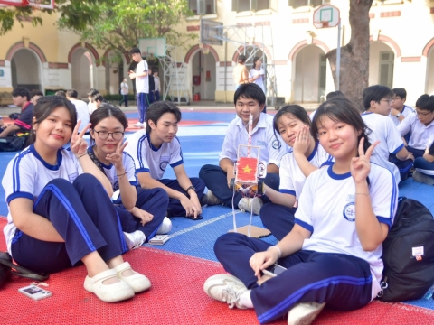 HOẠT ĐỘNG NGOẠI KHÓA THPT MARIE CURIE