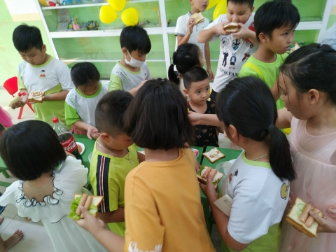 TỔ CHỨC SINH NHẬT TẠI SUPERBRAIN NHƠN TRẠCH