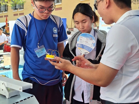 HỘI TRẠI THPT MARIE CURIE 10/01/2026