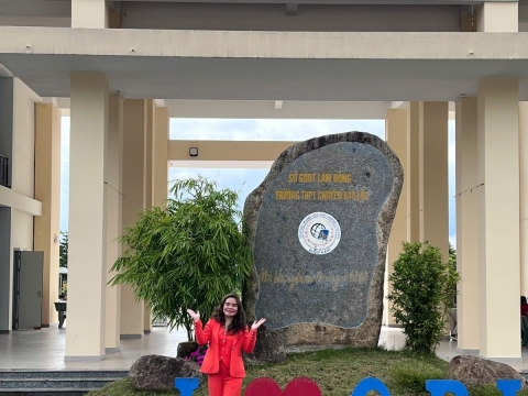 STEPPING STONES EDUCATION ĐỒNG HÀNH CÙNG THPT CHUYÊN BẢO LỘC CHÀO ĐÓN HỌC SINH VÀ PHHS KHỐI 10 NĂM HỌC 2026 - 2027
