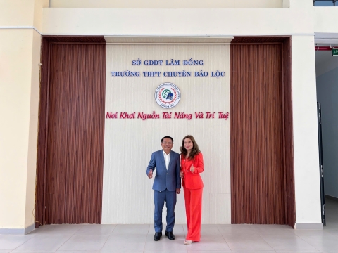 STEPPING STONES EDUCATION ĐỒNG HÀNH CÙNG THPT CHUYÊN BẢO LỘC CHÀO ĐÓN HỌC SINH VÀ PHHS KHỐI 10 NĂM HỌC 2026 - 2027