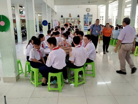 NGÀY HỘI TRẢI NGHIỆM STEM THCS LẠC HỒNG 08 - 05 - 2025 