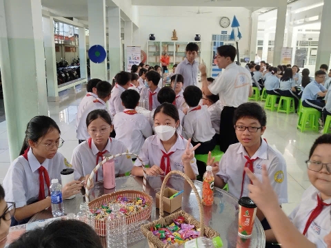 NGÀY HỘI TRẢI NGHIỆM STEM THCS LẠC HỒNG 08 - 05 - 2025 