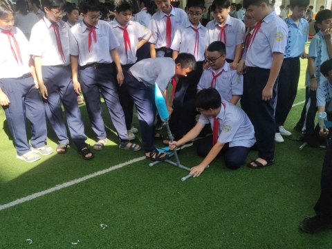 NGÀY HỘI TRẢI NGHIỆM STEM THCS LẠC HỒNG 08 - 05 - 2025 
