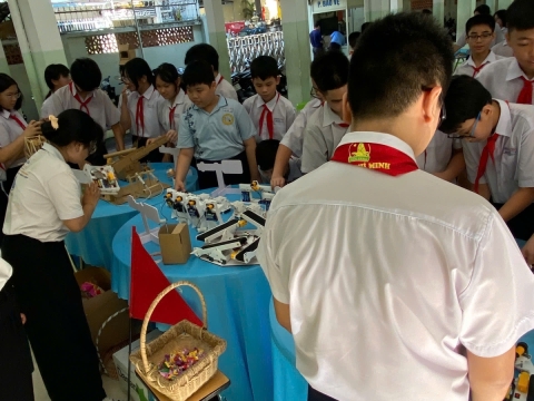 NGÀY HỘI TRẢI NGHIỆM STEM THCS LẠC HỒNG 08 - 05 - 2025 