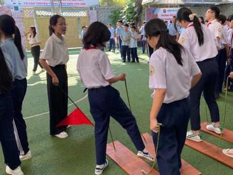 NGÀY HỘI TRẢI NGHIỆM STEM THCS LẠC HỒNG 08 - 05 - 2025 