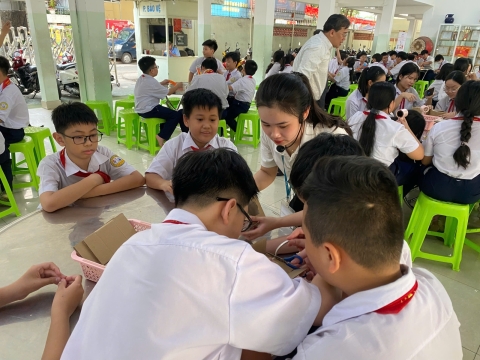 NGÀY HỘI TRẢI NGHIỆM STEM THCS LẠC HỒNG 08 - 05 - 2025 