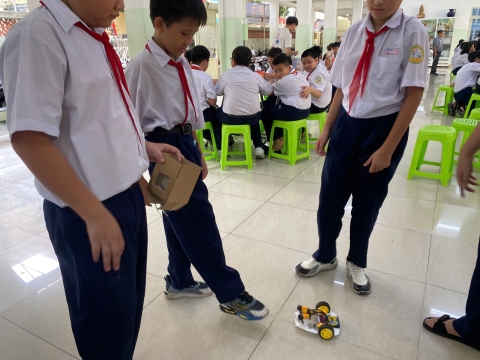 NGÀY HỘI TRẢI NGHIỆM STEM THCS LẠC HỒNG 08 - 05 - 2025 