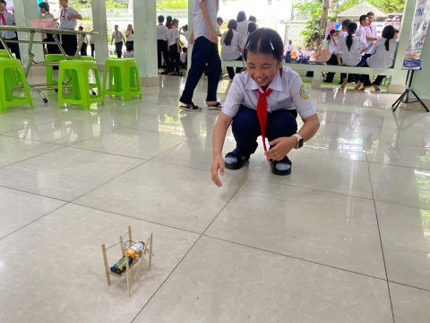 NGÀY HỘI TRẢI NGHIỆM STEM THCS LẠC HỒNG 08 - 05 - 2025 