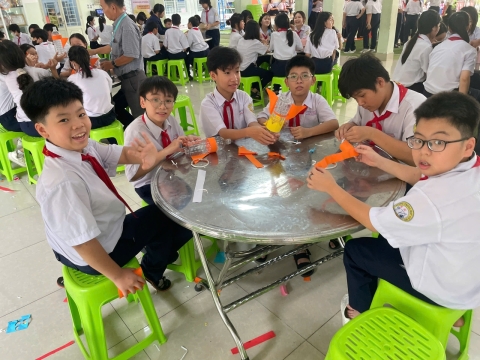 NGÀY HỘI TRẢI NGHIỆM STEM THCS LẠC HỒNG 08 - 05 - 2025 