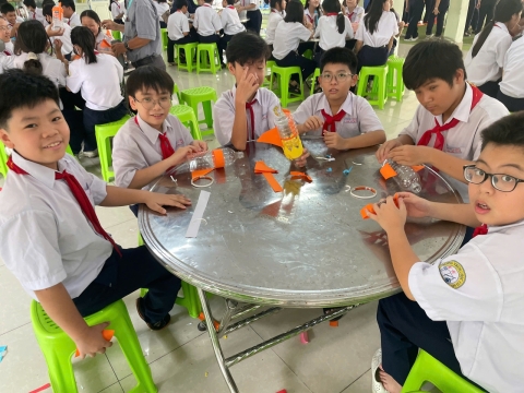 NGÀY HỘI TRẢI NGHIỆM STEM THCS LẠC HỒNG 08 - 05 - 2025 