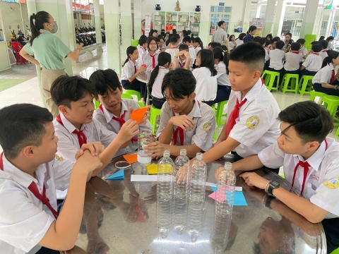NGÀY HỘI TRẢI NGHIỆM STEM THCS LẠC HỒNG 08 - 05 - 2025 