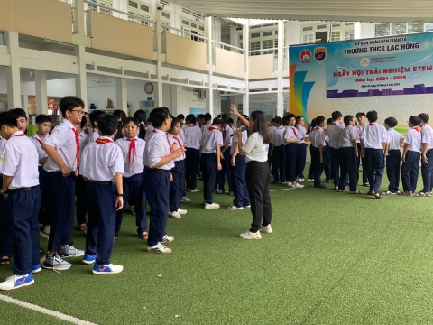 NGÀY HỘI TRẢI NGHIỆM STEM THCS LẠC HỒNG 08 - 05 - 2025 
